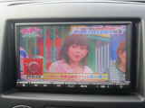 日産純正メモリーナビ付きです!お出かけの際に必須のカーナビ機能はもちろん、TV・CDなどの機能もご利用いただけます☆