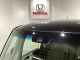 Honda SENSING装着車です。衝突を予測してブレーキをかけたり、前のクルマにちょうどいい距離で走行できる多彩な安心・快適機能を搭載した先進の安全運転支援システムがドライバーをサポートします。