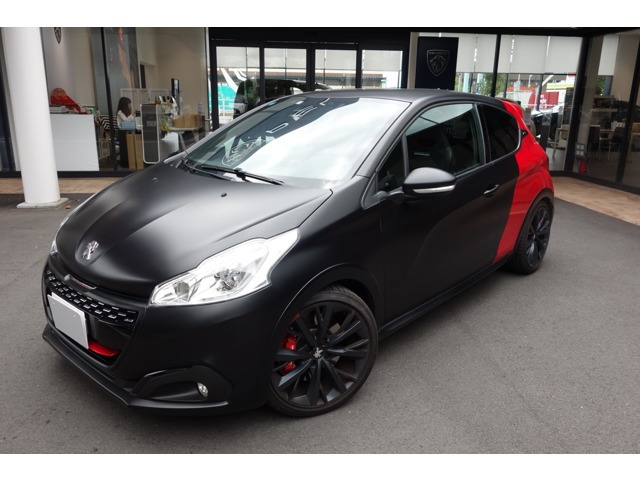 208 GTi バイ プジョースポール 