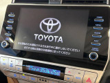 【メーカー純正ナビ】インテリアに溶け込むスタイリッシュな「専用設計」メーカーナビを装備♪視認性や操作性など基本性能にも優れ、より上質なカーライフをお楽しみいただけます。