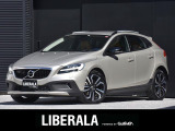 ボルボ V40クロスカントリー