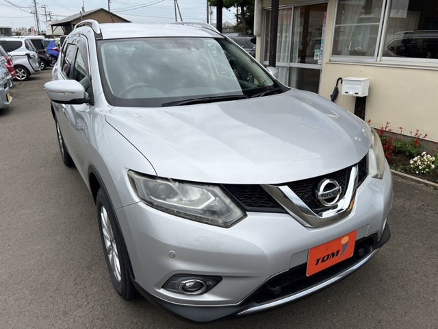 エクストレイル 2.0 20X エマージェンシーブレーキパッケージ 4WD 3列車 