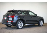 Audi Q5 40 TDI quattro S line/プライバシーガラス/マトリクスLEDヘッドライト/アルミホイール5ツインスポークスターデザイン8J x 19