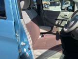 エンジンルームも綺麗に洗浄してから納車致します。普段あまり見ることが無い箇所だからこそ綺麗だと感動しますよね(*´▽`*)