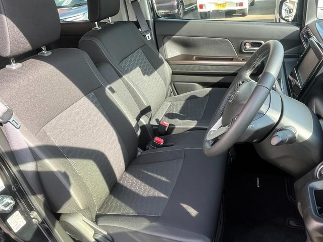 中古車 スズキ ワゴンRカスタムZ ハイブリッド(HYBRID) ZX の 中古車 スズキ ワゴンRカスタムZ ハイブリッド(HYBRID) ZX の