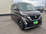 お車の車検・オイル交換・修理・鈑金塗装・ガラス修理・デントリペア・ボディコーティングなども幅広く対応しております。その際は無料で代車を貸し出し致します。車の事は何でもお任せください!