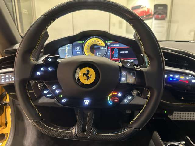 フェラーリ SF90ストラダーレ F1 DCT E 4WD の中古車詳細 (300km