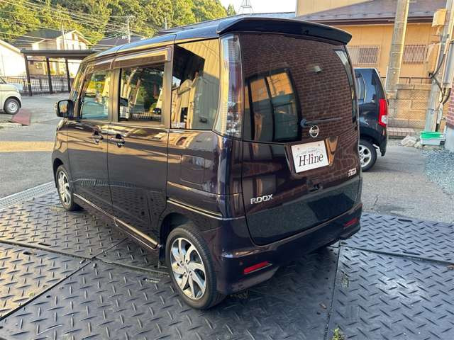 乗り出し6万！車検ほぼ1年！ニッサン ルークス かき分け