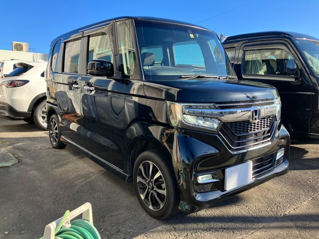 N-BOXカスタム G L ホンダセンシング 4WD 