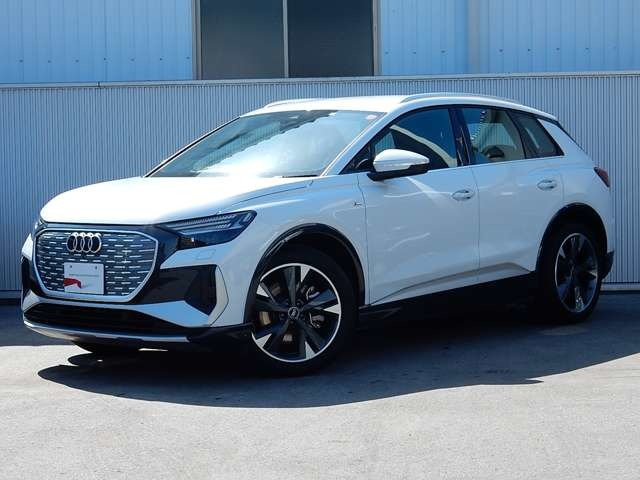 Q4 e-tron 40 Sライン 