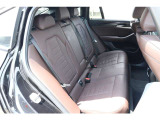 X4 M40i 4WD 