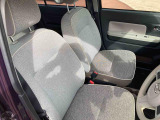 ダイハツディーラーでは「ダイハツ認定U-CAR」という基準を設け、車選びに詳しくないお客様でも「安心して選べる」をご提供しています。