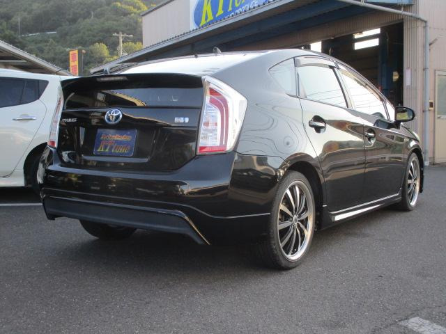 トヨタ プリウス 1.8 S 後期型 モデリスタエアロ 社外18インチ