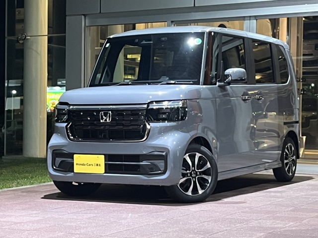 N-BOXカスタム コーディネートスタイル モノトーン 