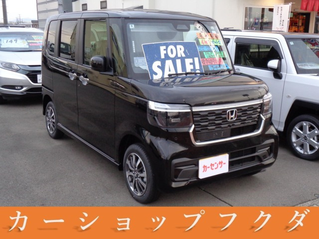N-BOXカスタム  カスタム 660 4WD