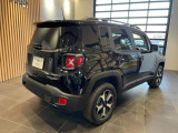 レネゲード トレイルホーク 4xe 4WD 