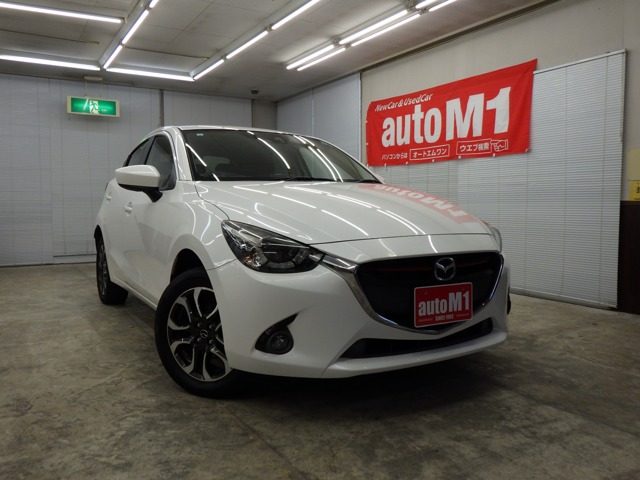 デミオ 1.5 XD ツーリング 4WD 