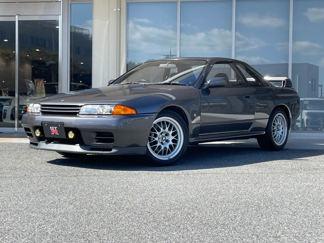 スカイラインGT-R 2.6 VスペックII 4WD 