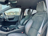 詳しいお車の状態をご覧頂く為、多くの写真を掲載しておりますので、最後の一枚までご覧下さい♪