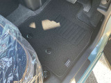 純正フロアマット付き!