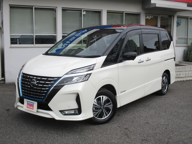 セレナ 1.2 e-POWER ハイウェイスター V 