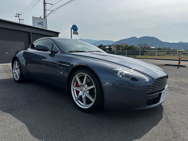 V8  スポーツシフト