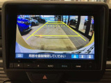 バックカメラももちろんついておりますので駐車時も後方が確認できて安心ですね!