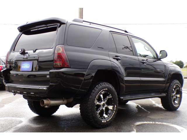トヨタ ハイラックスサーフ 2.7 SSR-X 4WD リフトアップ アルミ