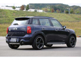 ミニ クロスオーバーSD 入庫しました! ディーゼル ETC シートカバー アルミホイール コンパクトで運転しやすい1台です!お気軽にお問い合わせください!