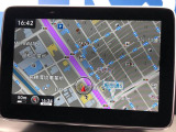 ●純正ナビ:一体感のあるナビは、高級感ある車内を演出してくれます。Bluetooth再生などオーディオ機能も充実しておりますので、運転もより楽しめます♪