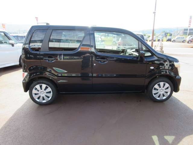 スズキ 崩せる ワゴンR ルーフ＆ボックス 黒 中古 