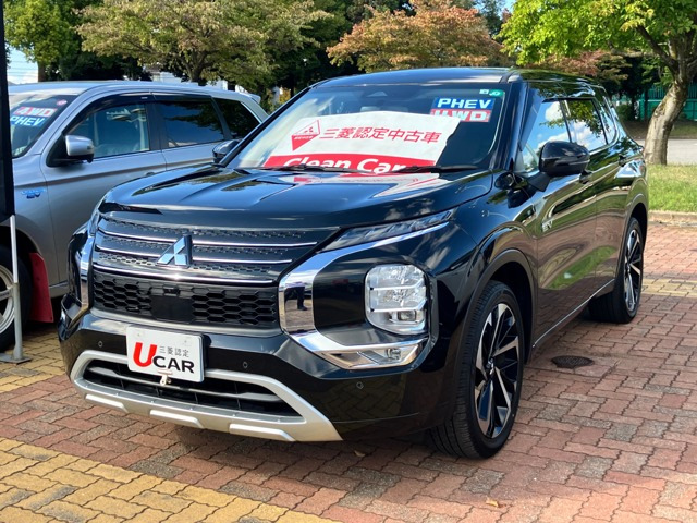アウトランダー PHEV 2.4 P 4WD 
