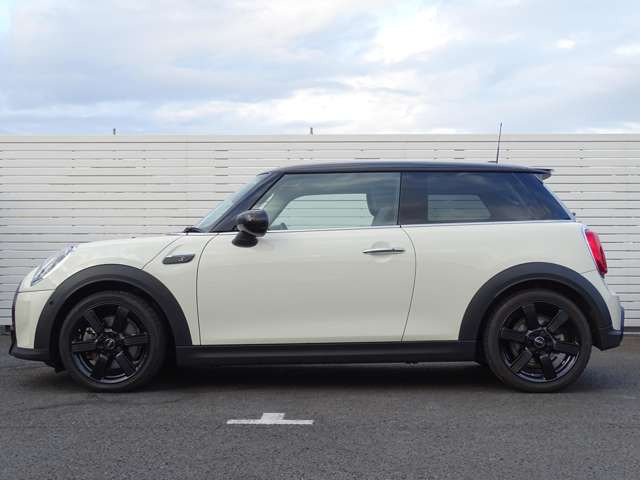ミニクーパー 特選輸入車Vol.385|MINI Cooper SE （ミニ クーパーSE）3-Türer