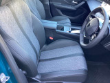 プジョーの新車・中古車販売、整備のプジョー郡山です。車のプロがお客様のカーライフのサポートを致します。