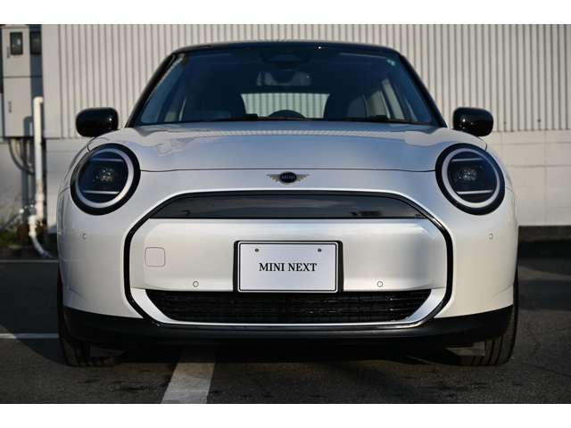 中古車 BMW MINI ミニ クーパー E の中古車詳細 (2,000km