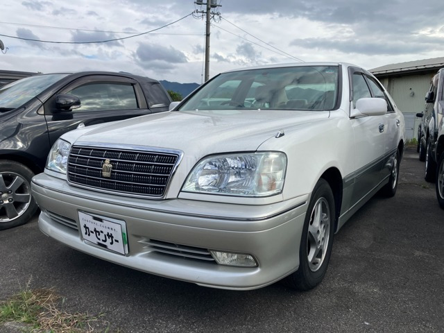 クラウン 3.0 ロイヤルサルーン Four 4WD 