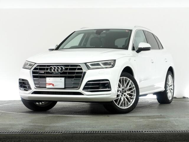 Q5 2.0 TFSI クワトロ 4WD 