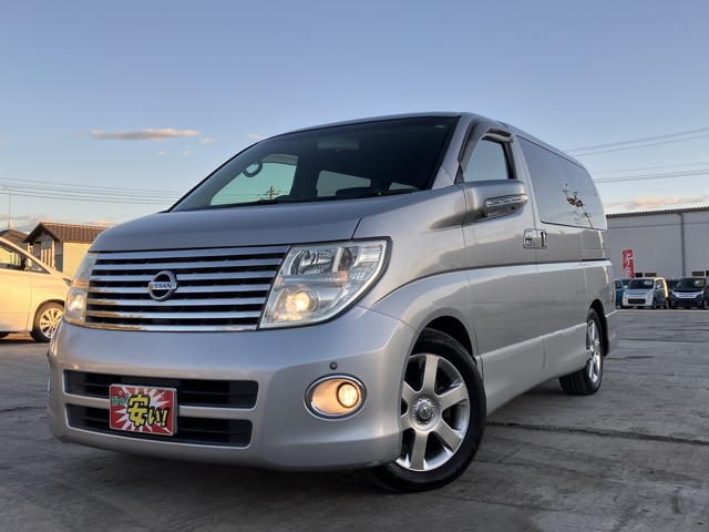 中古車 日産 エルグランド 2.5 ハイウェイスター /バックカメラ/ETC の中古車詳細 (119,000km, シルバー, 茨城県, 30万円)  | 中古車情報・中古車検索なら【車選びドットコム（車選び.com）】