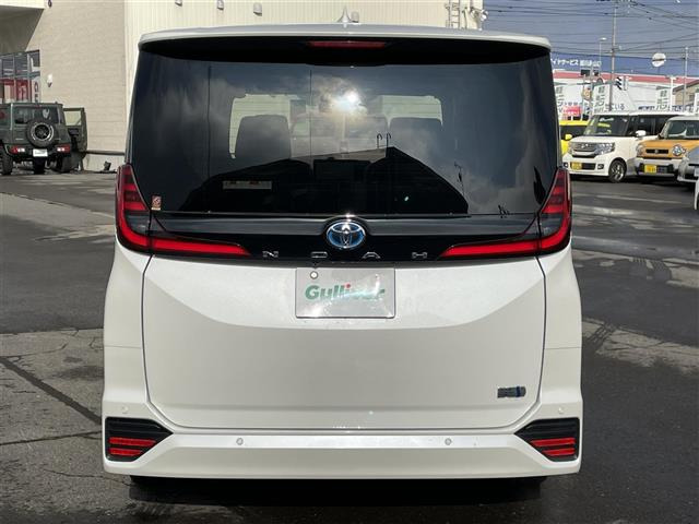 中古車 トヨタ ノア 1.8 ハイブリッド S-Z E-Four 4WD ワン