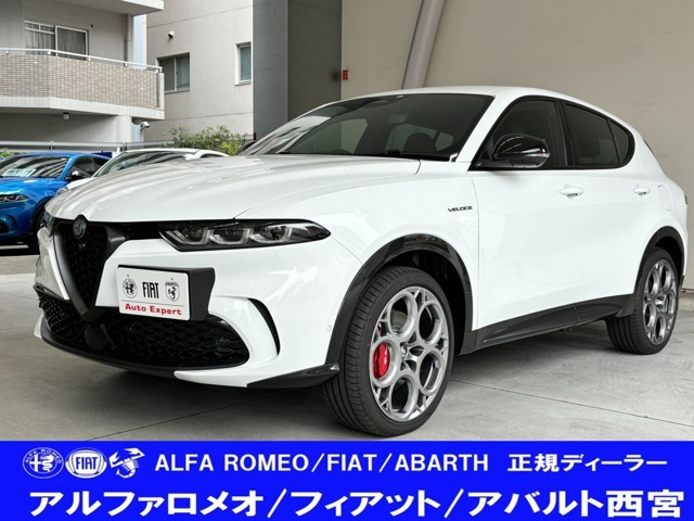 トナーレ プラグインハイブリッド Q4 ヴェローチェ 4WD 