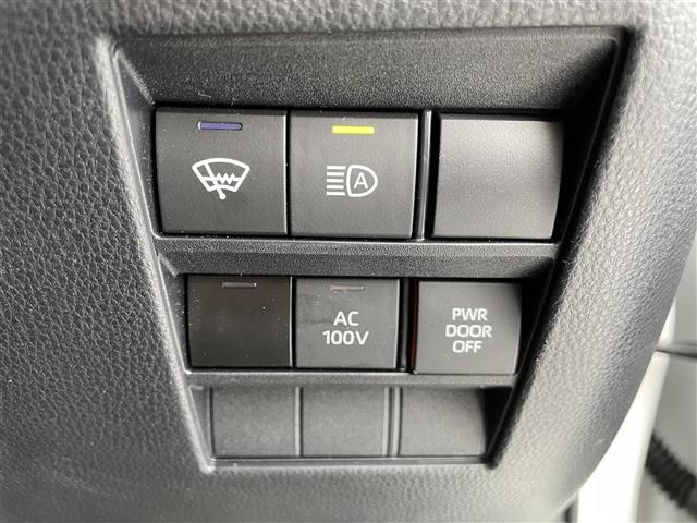 中古車 トヨタ ノア 1.8 ハイブリッド S-Z E-Four 4WD ワン