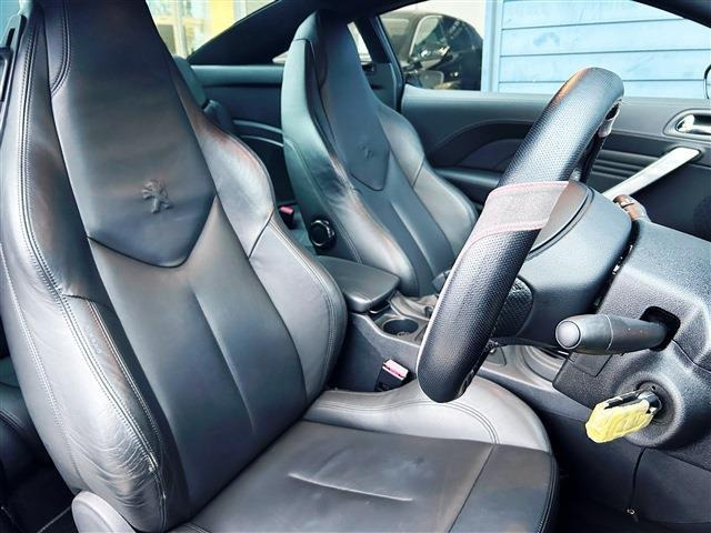 中古車 プジョー RCZ の中古車詳細 (32,000km, ペルラネラ 中古車 プジョー RCZ の中古車詳細 (32,000km, ペルラネラ