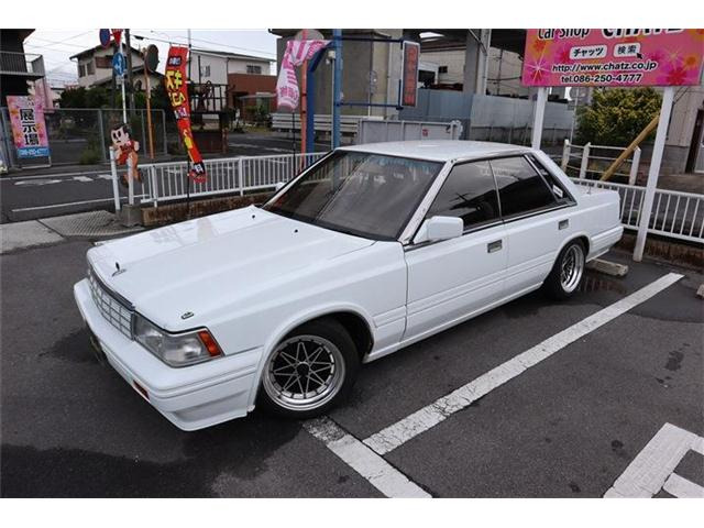 ローレル 2.0 メダリスト ツインカム24 RB20DETターボ 同色全塗