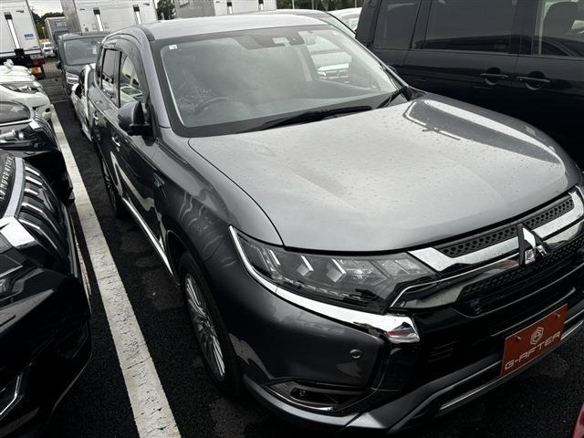 アウトランダーPHEV 2.4 G プラスパッケージ 4WD 最終型メーカーナビ360°カメラT...