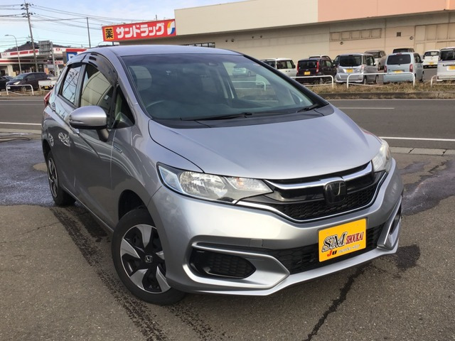 フィット 1.5 ハイブリッド F 4WD 