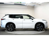 アウトランダー PHEV 2.4 P 4WD 