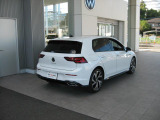 希少なGOLF TDI R-LINE PLATINUM EDITION パノラマスライディングルーフ付き入荷しました!
