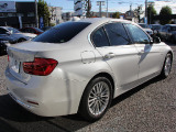 3シリーズセダン 320d 
