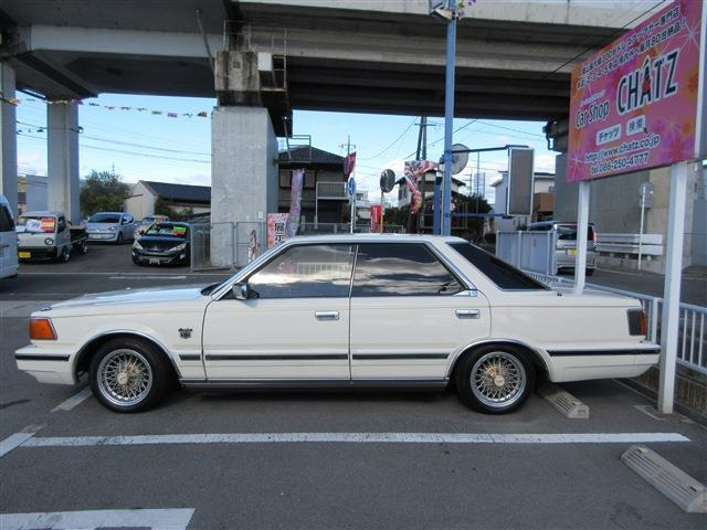 日産 セドリック 2.0 ブロアム ローダウン ターボ 外品マフラー の中古