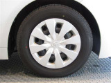 R3年式夏タイヤ195/65R15ブリヂストン製です。